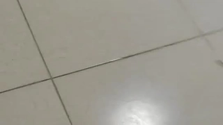 美女完美的按摩变成了与大鸡巴的硬核性爱会话