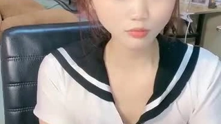 越南妈妈提前给儿子上生理课，以后找女朋友不会那麽毛躁！