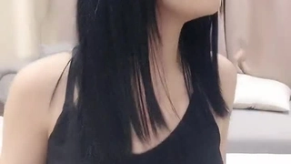 眼睛水灵的网红脸妹子椅子秀大秀火辣身材模特气质热舞诱惑私处毛毛很多湿漉漉的