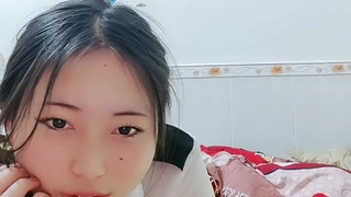 漂亮保姆soul骚逼网友自慰