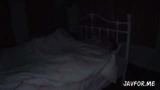本土清秀的小妹给哥舔蛋蛋 不自觉就口爆了