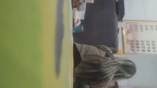 浙江，宁波，漂亮小少妇居家性爱，表姐很得劲，臭弟弟，快来舔穴，开档黑丝，两腿大张私密处只属于你，高清源码录制